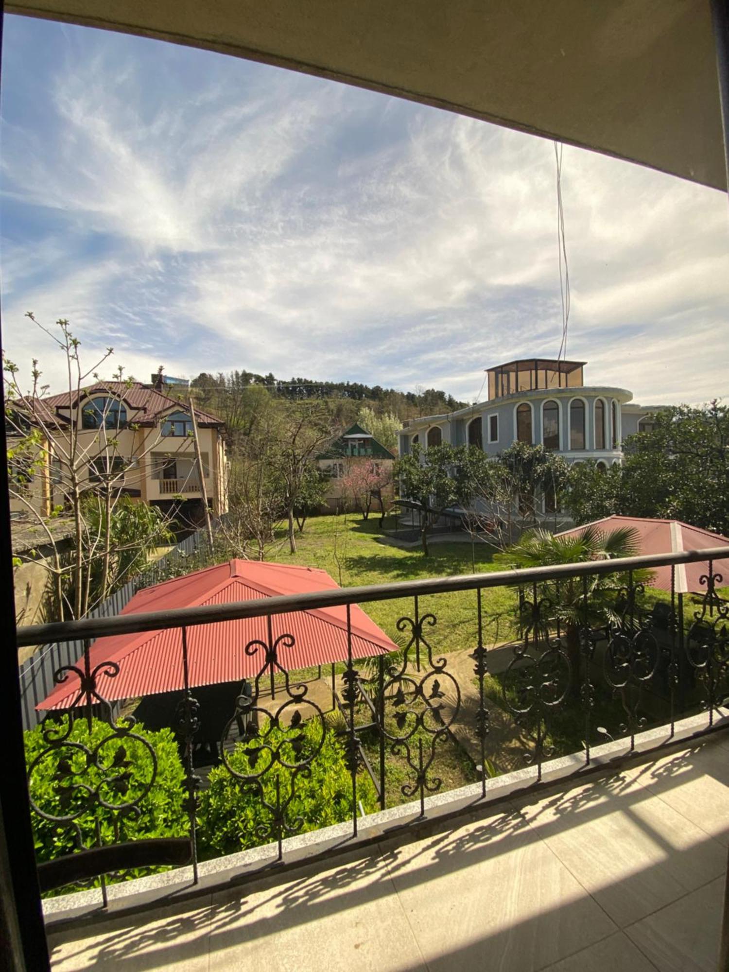 House On Moryakov 55 Aparthotel Chakvi Exterior photo